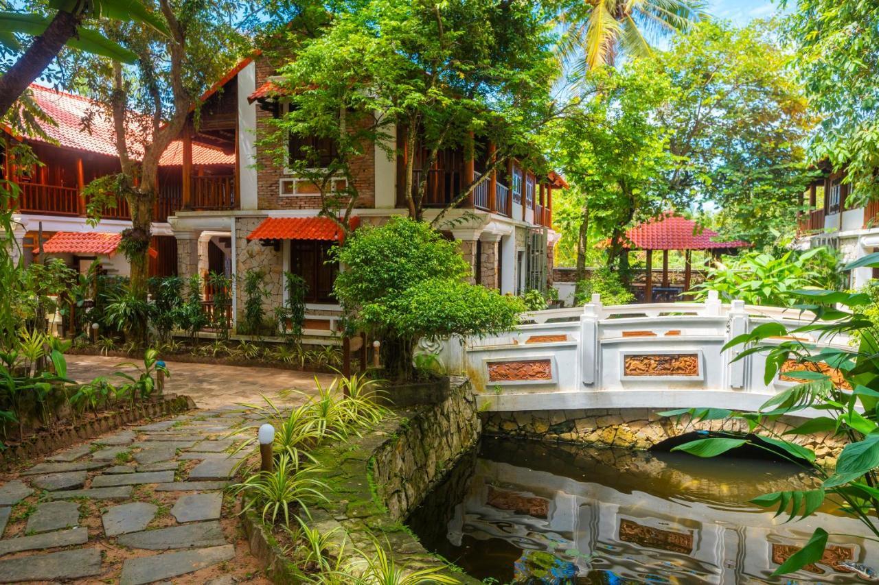 Old Town Resort Phu Quoc Exterior photo